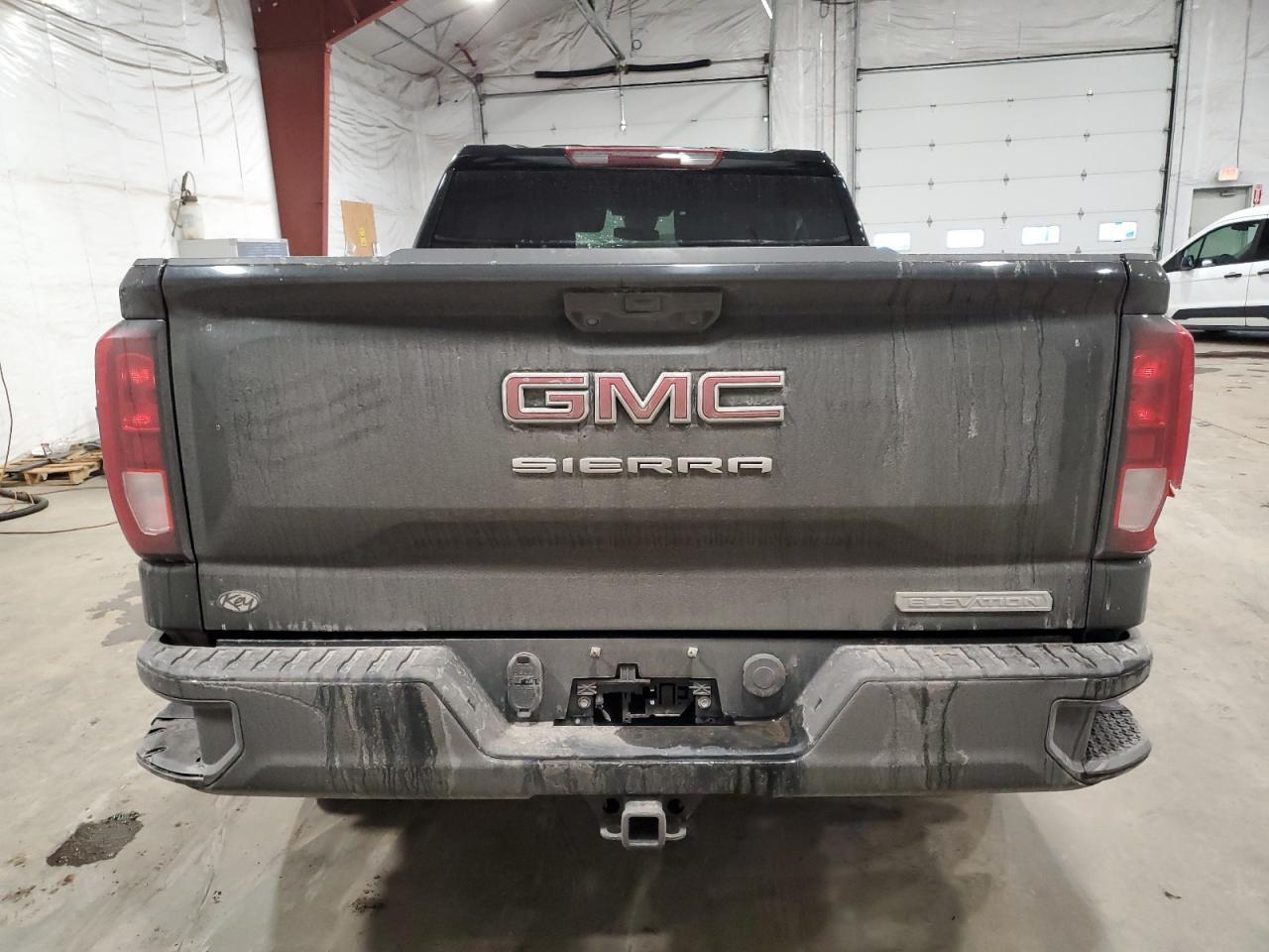 2024 GMC Sierra