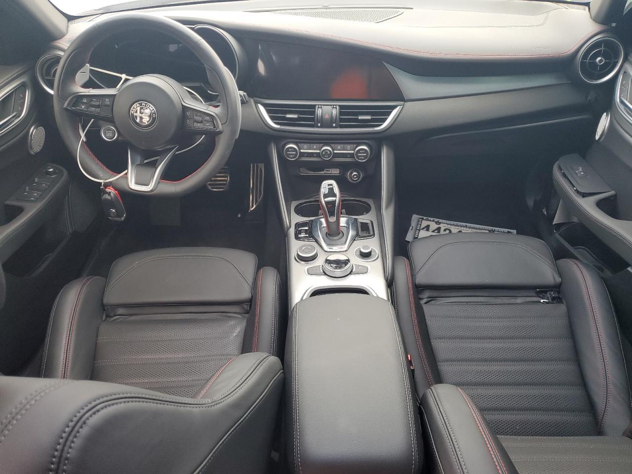 2024 ALFA ROMEO Giulia