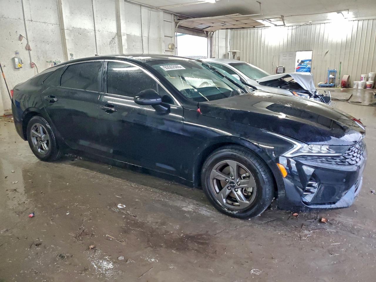 2023 KIA K5