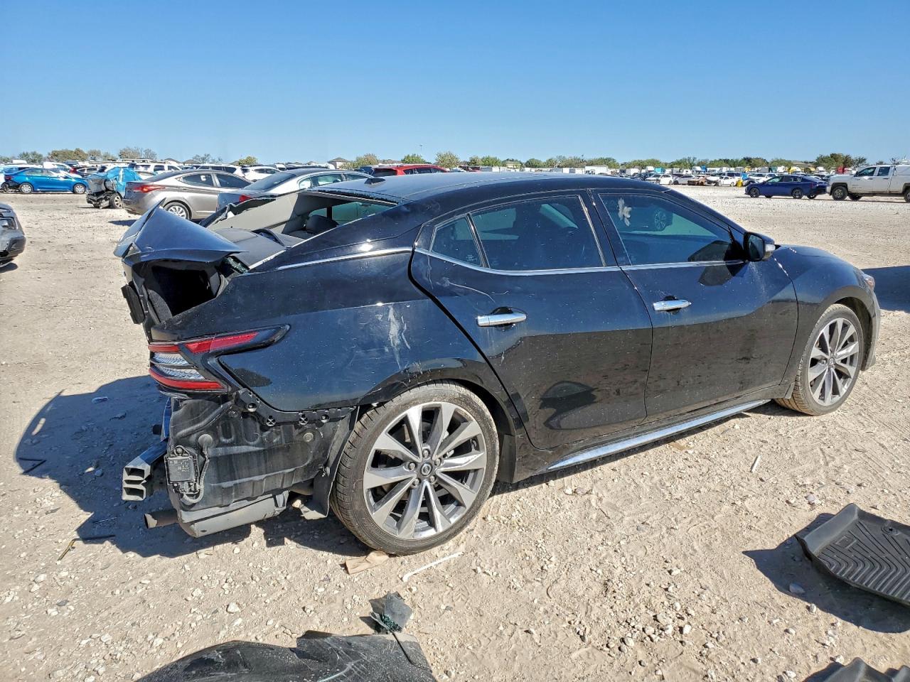 2021 NISSAN Maxima