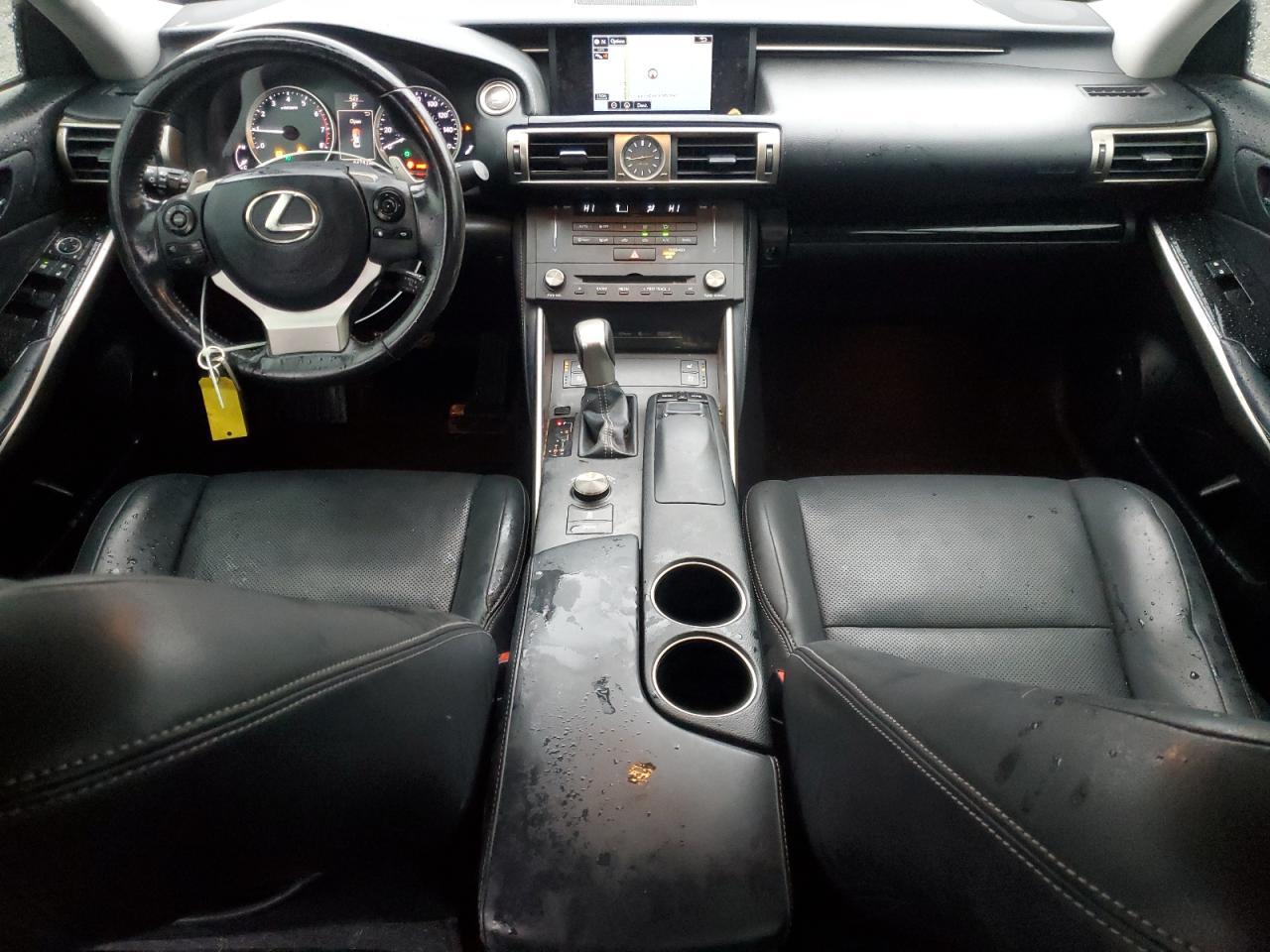 2016 LEXUS IS 200t