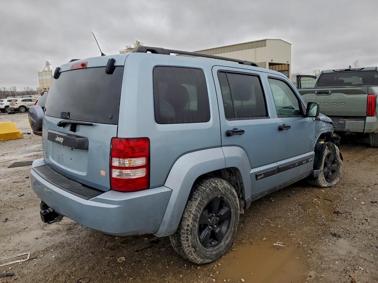 2012 JEEP Liberty