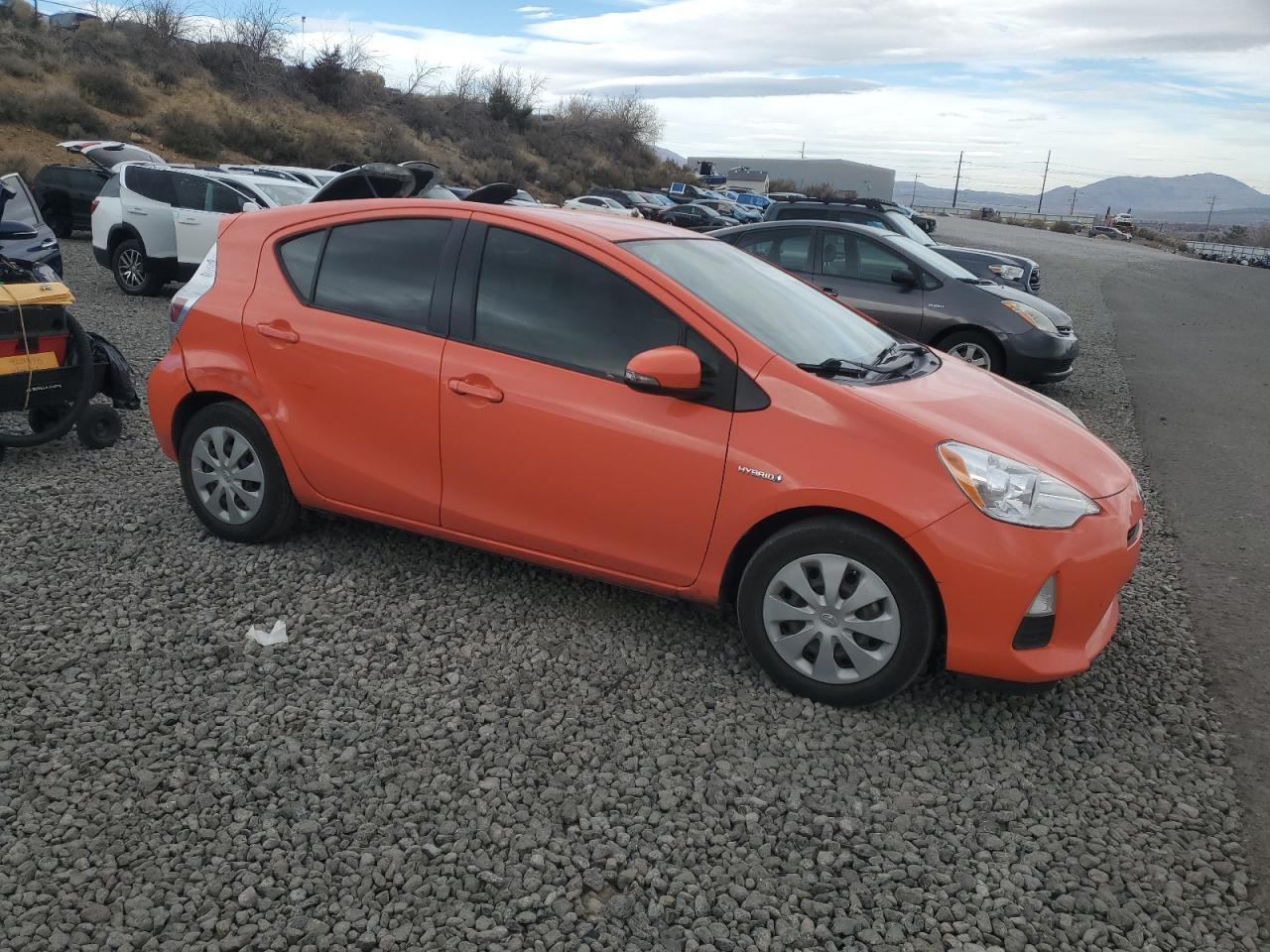 2013 TOYOTA Prius c