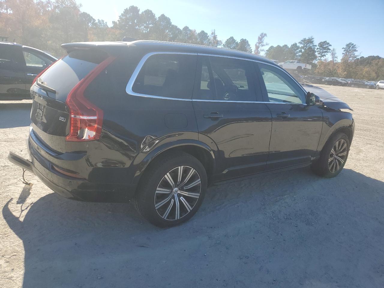 2023 VOLVO XC90