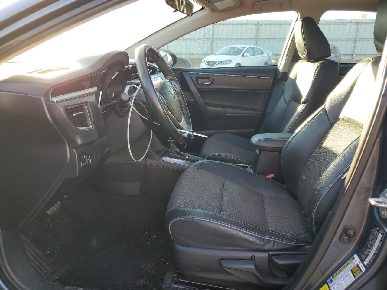 2015 TOYOTA COROLLA