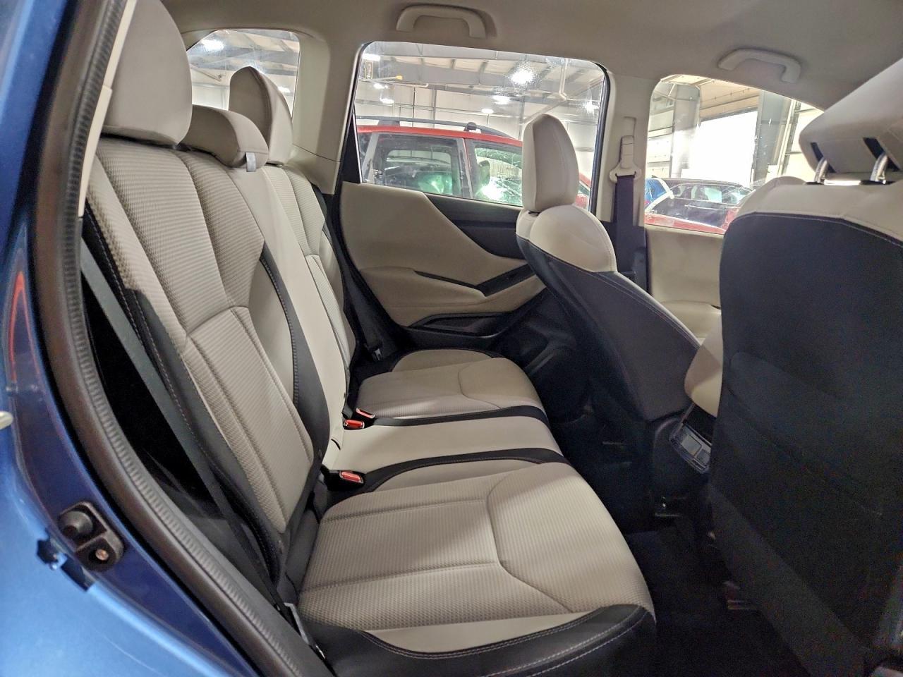2022 SUBARU FORESTER