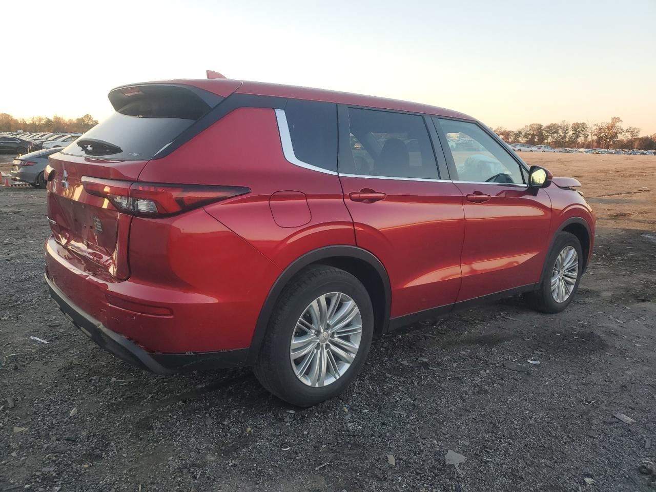 2022 MITSUBISHI outlander