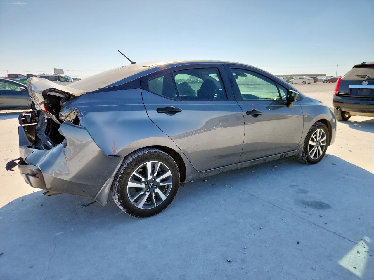 2025 NISSAN VERSA