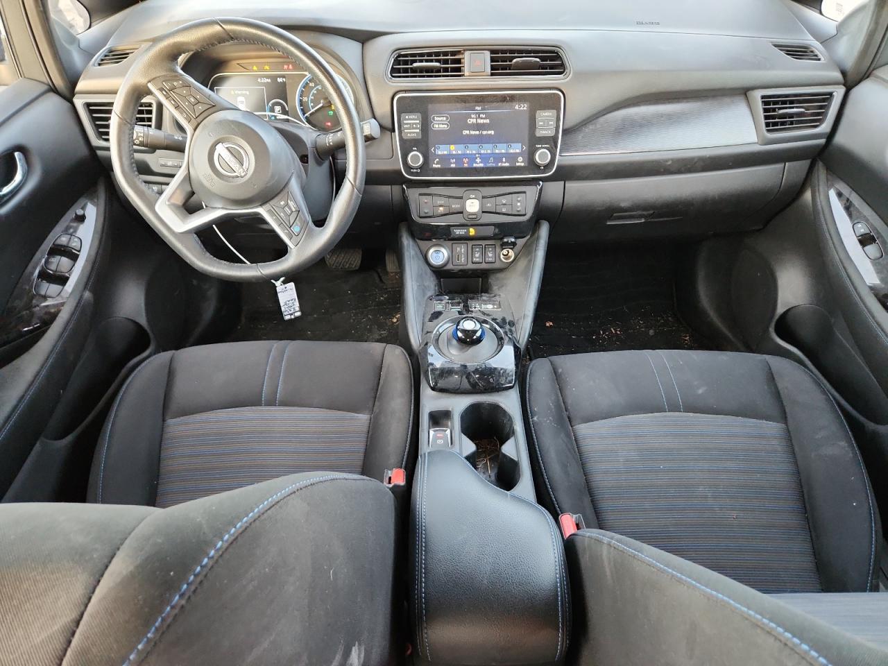 2025 NISSAN LEAF