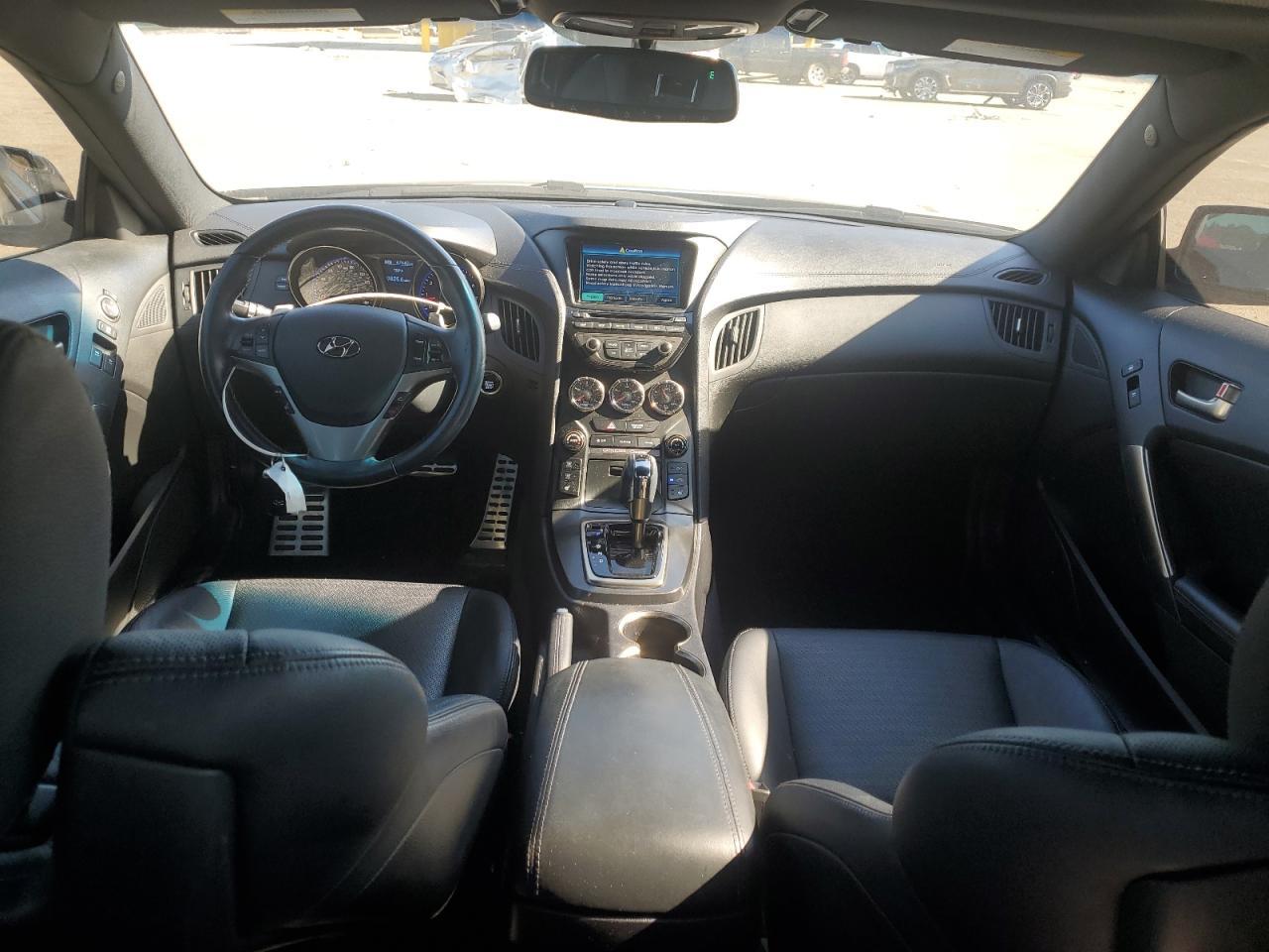2013 HYUNDAI GENESIS
