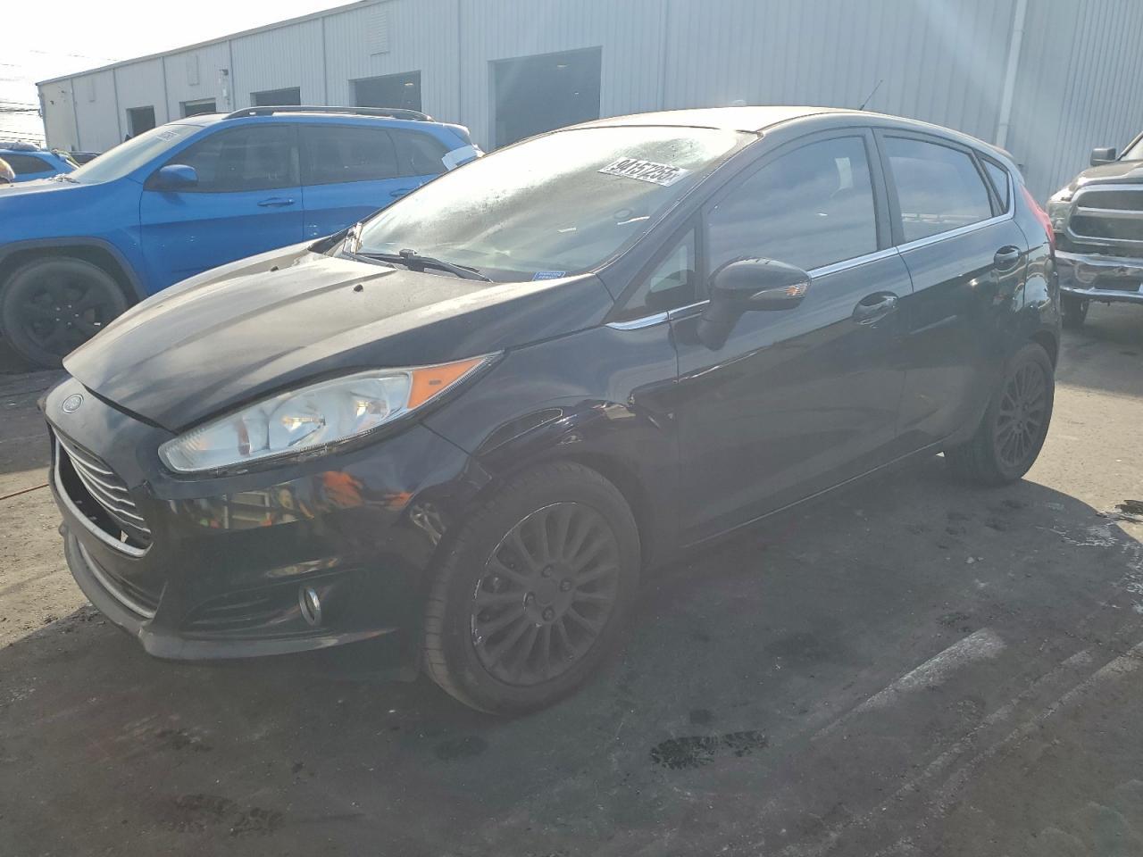 2016 FORD Fiesta