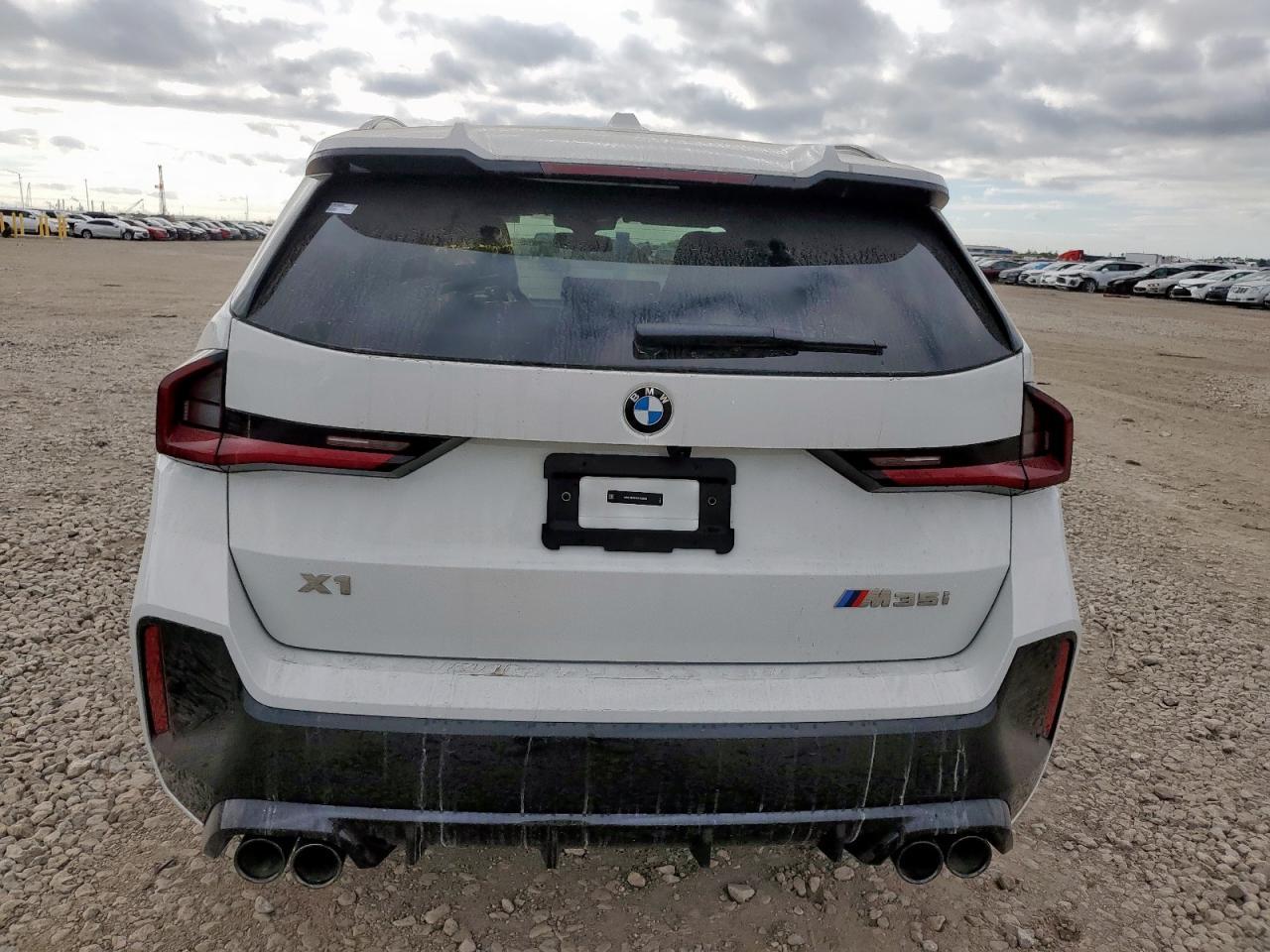 2025 BMW X1