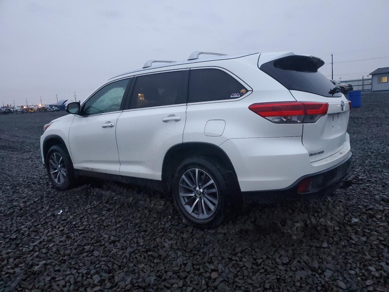 2019 TOYOTA HIGHLANDER