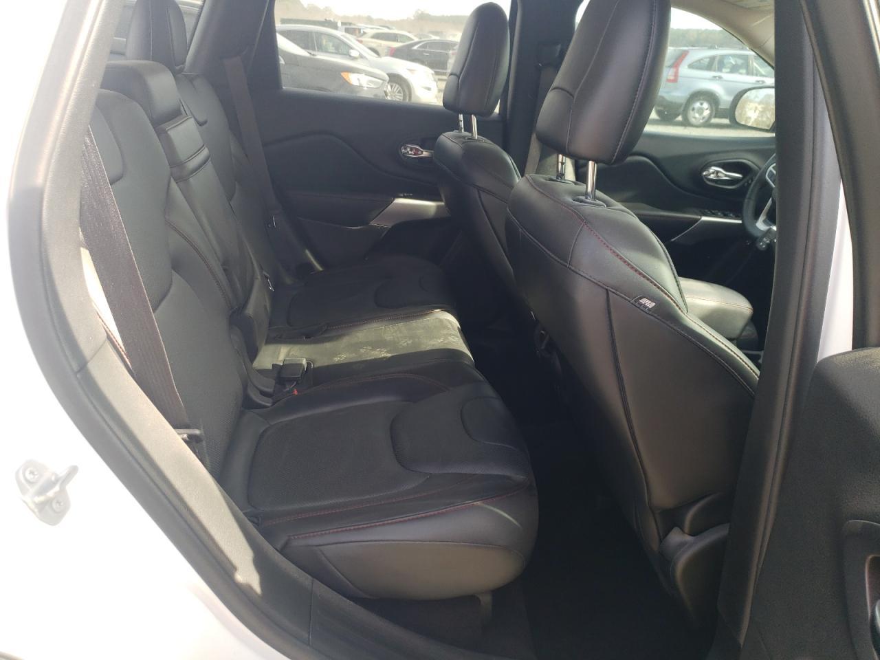 2018 JEEP CHEROKEE
