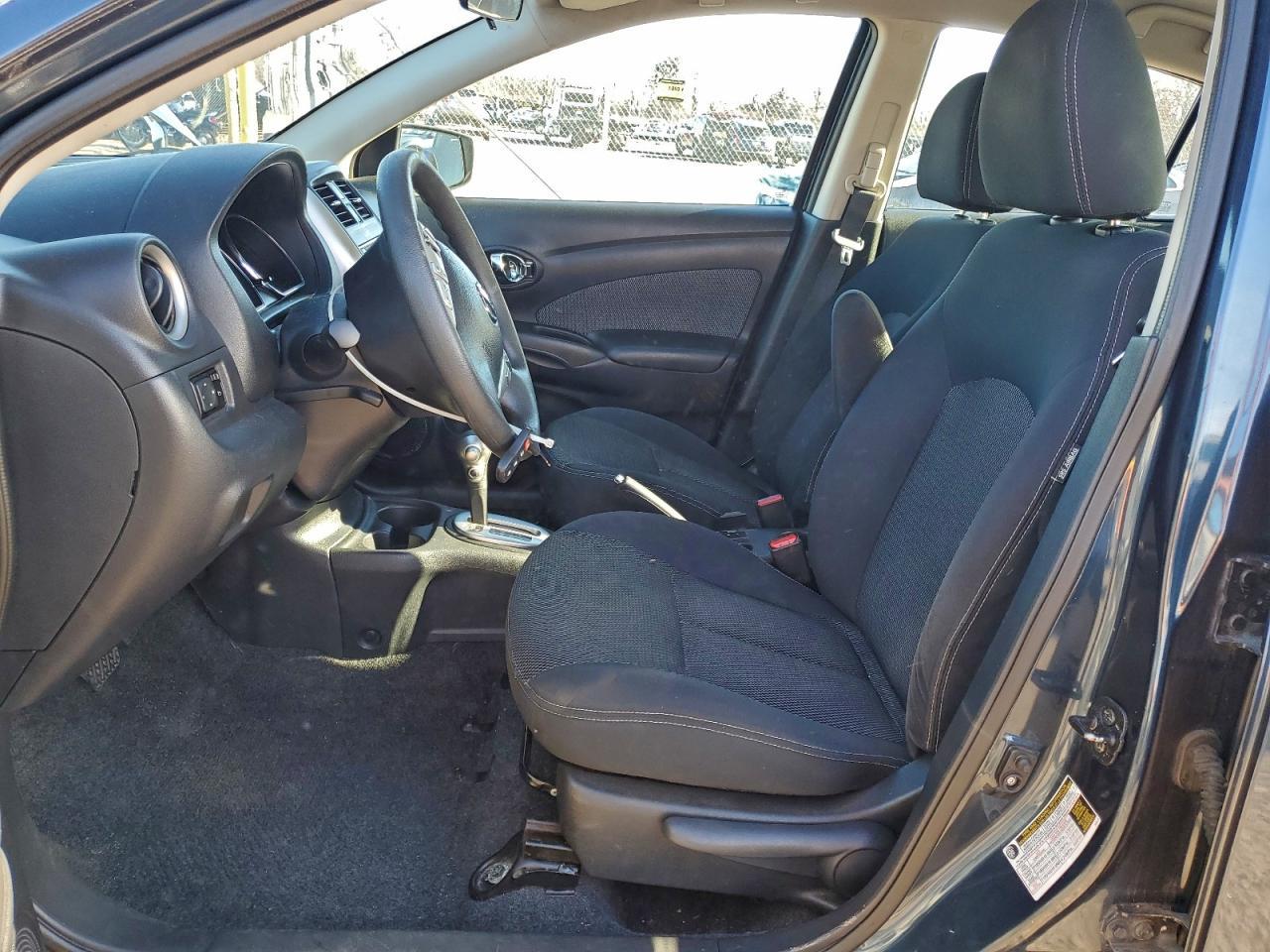 2015 NISSAN VERSA