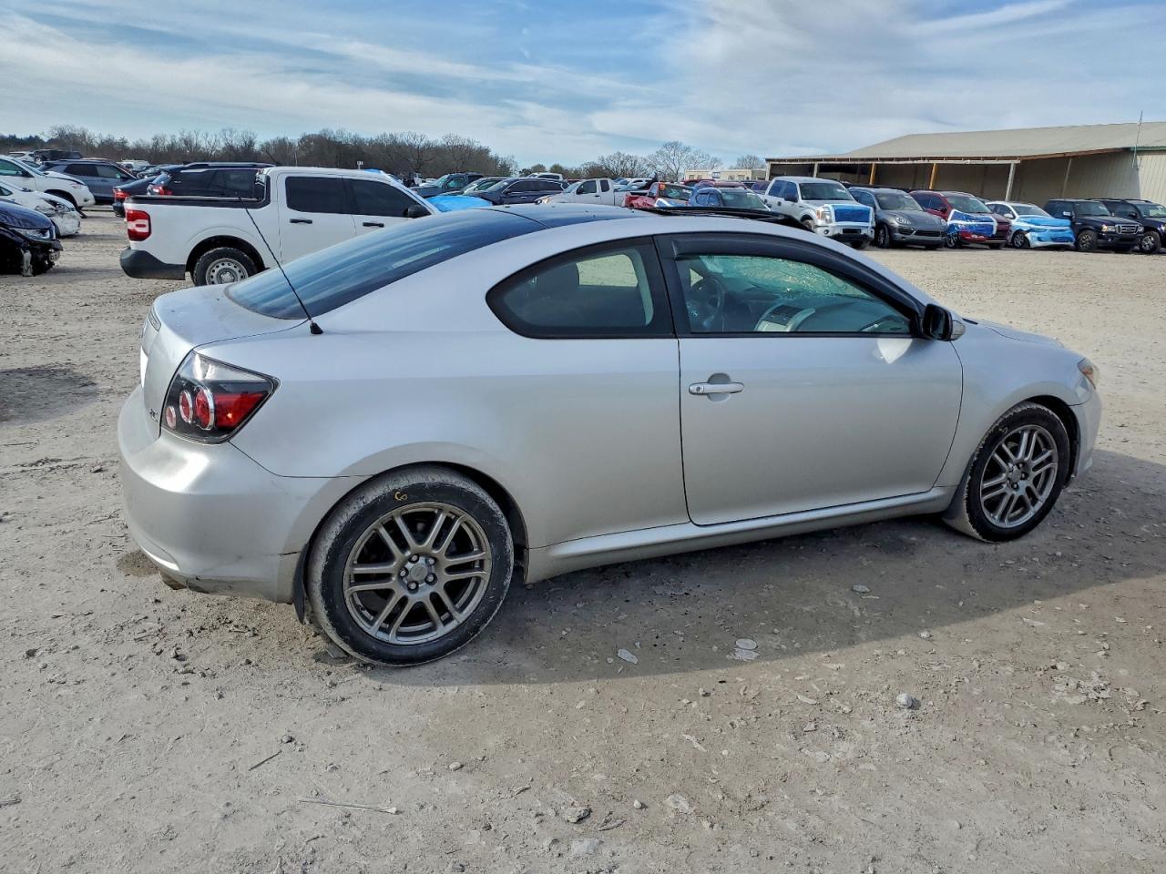 2010 TOYOTA SCION