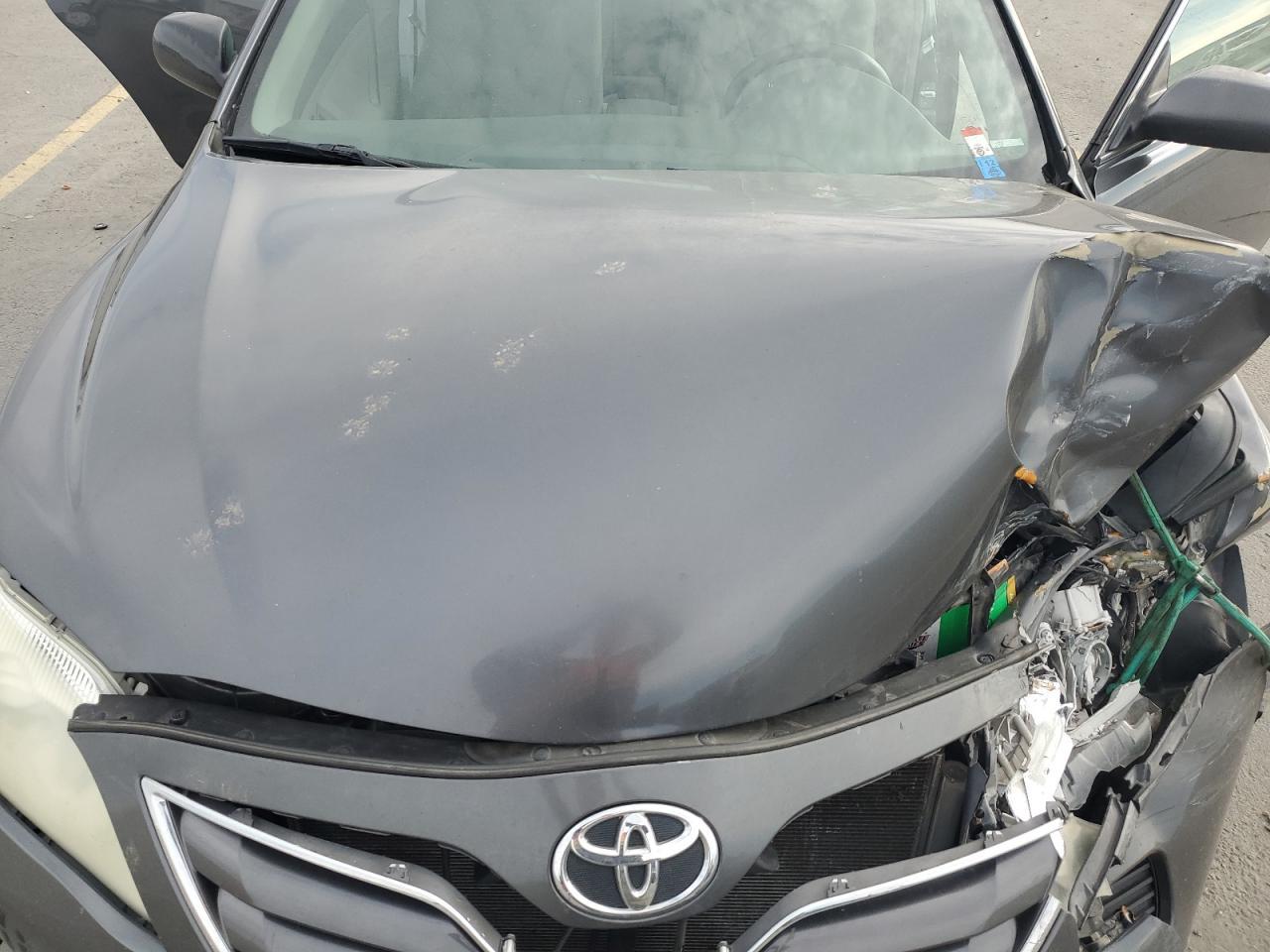 2010 TOYOTA CAMRY