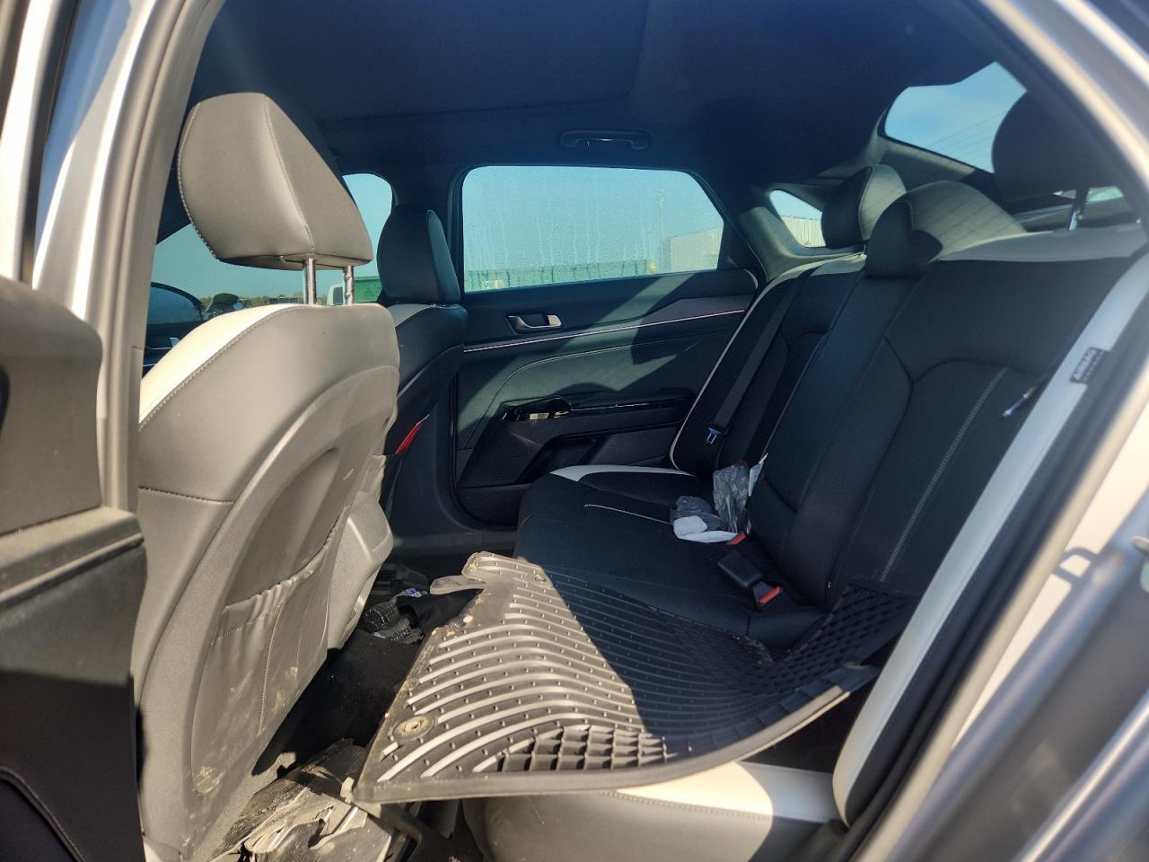 2025 KIA K5