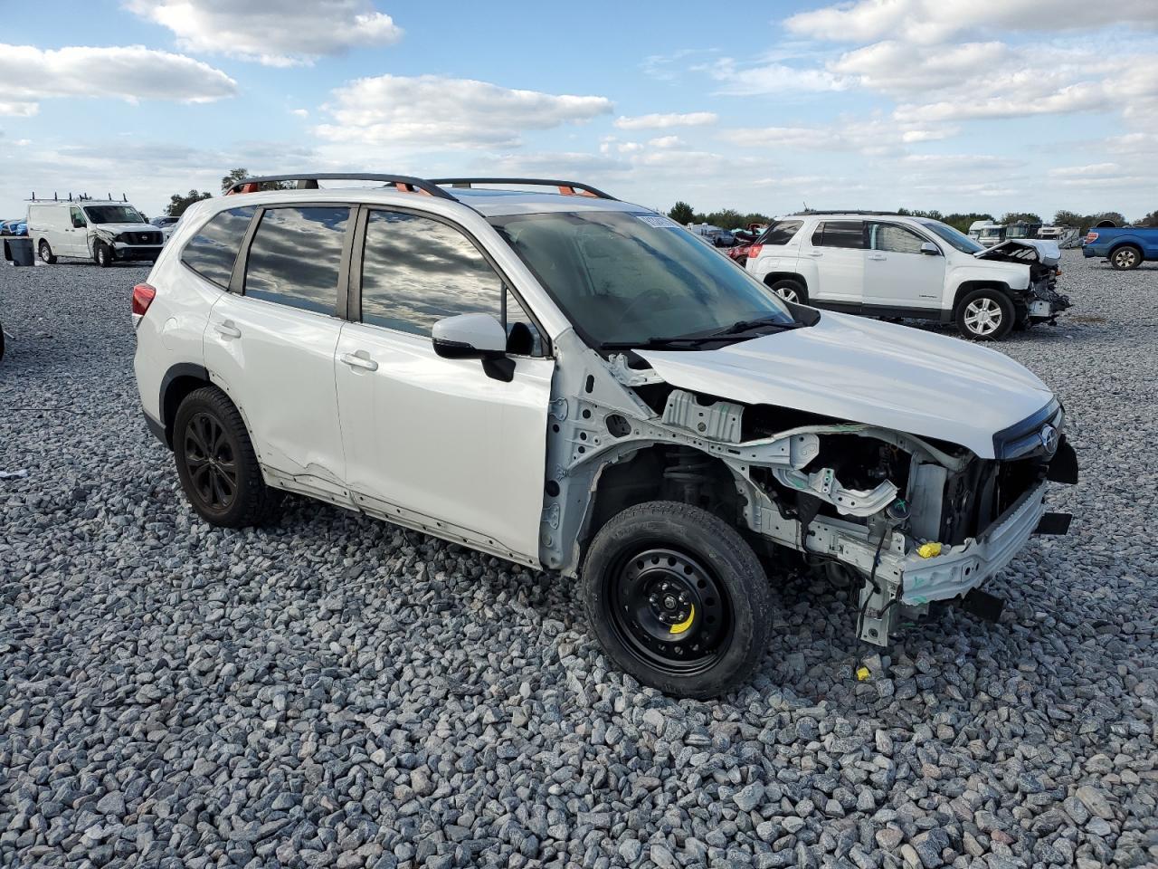 2019 SUBARU FORESTER