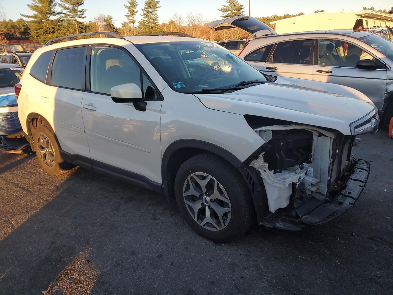 2020 SUBARU FORESTER