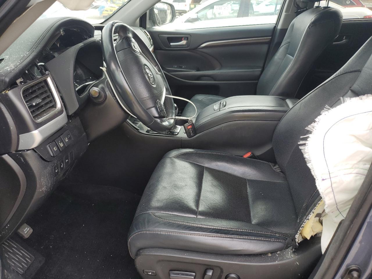 2016 TOYOTA HIGHLANDER