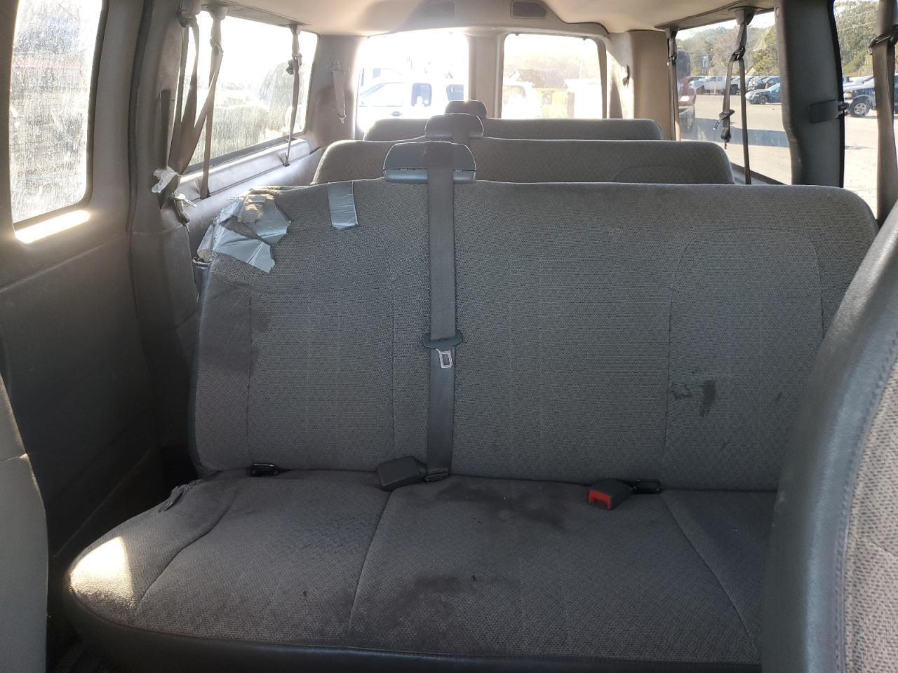 2018 CHEVROLET Express 3500