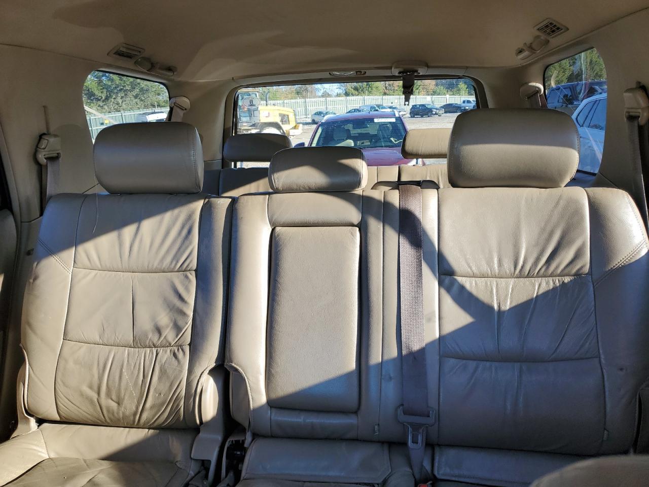 2003 TOYOTA Sequoia