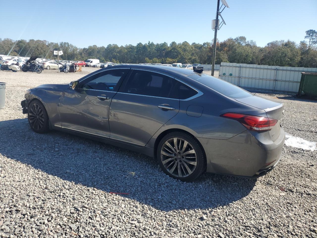 2015 HYUNDAI GENESIS
