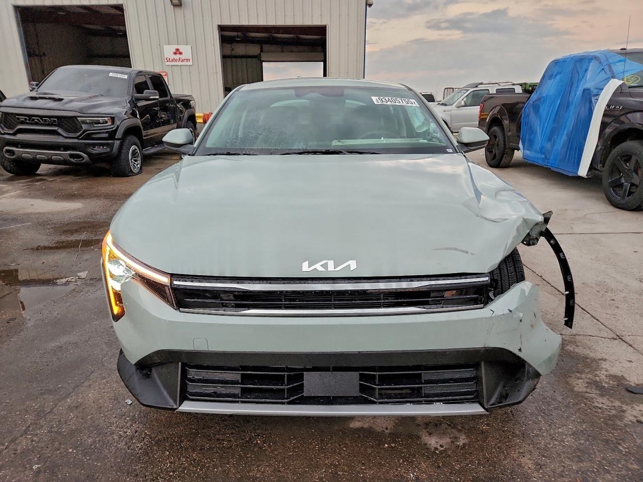 2025 KIA K4