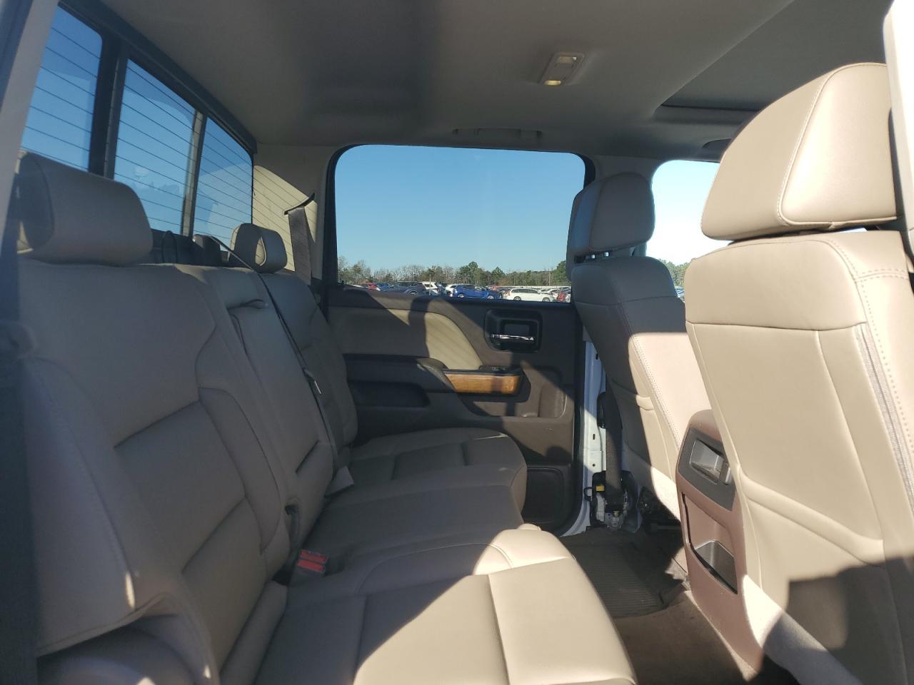 2018 CHEVROLET Silverado