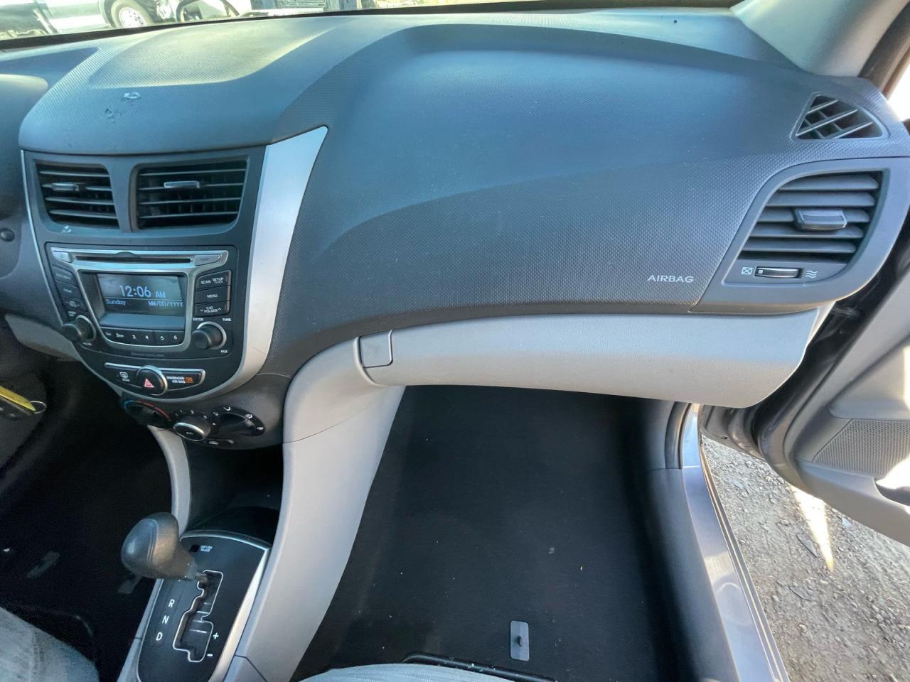 2016 HYUNDAI ACCENT