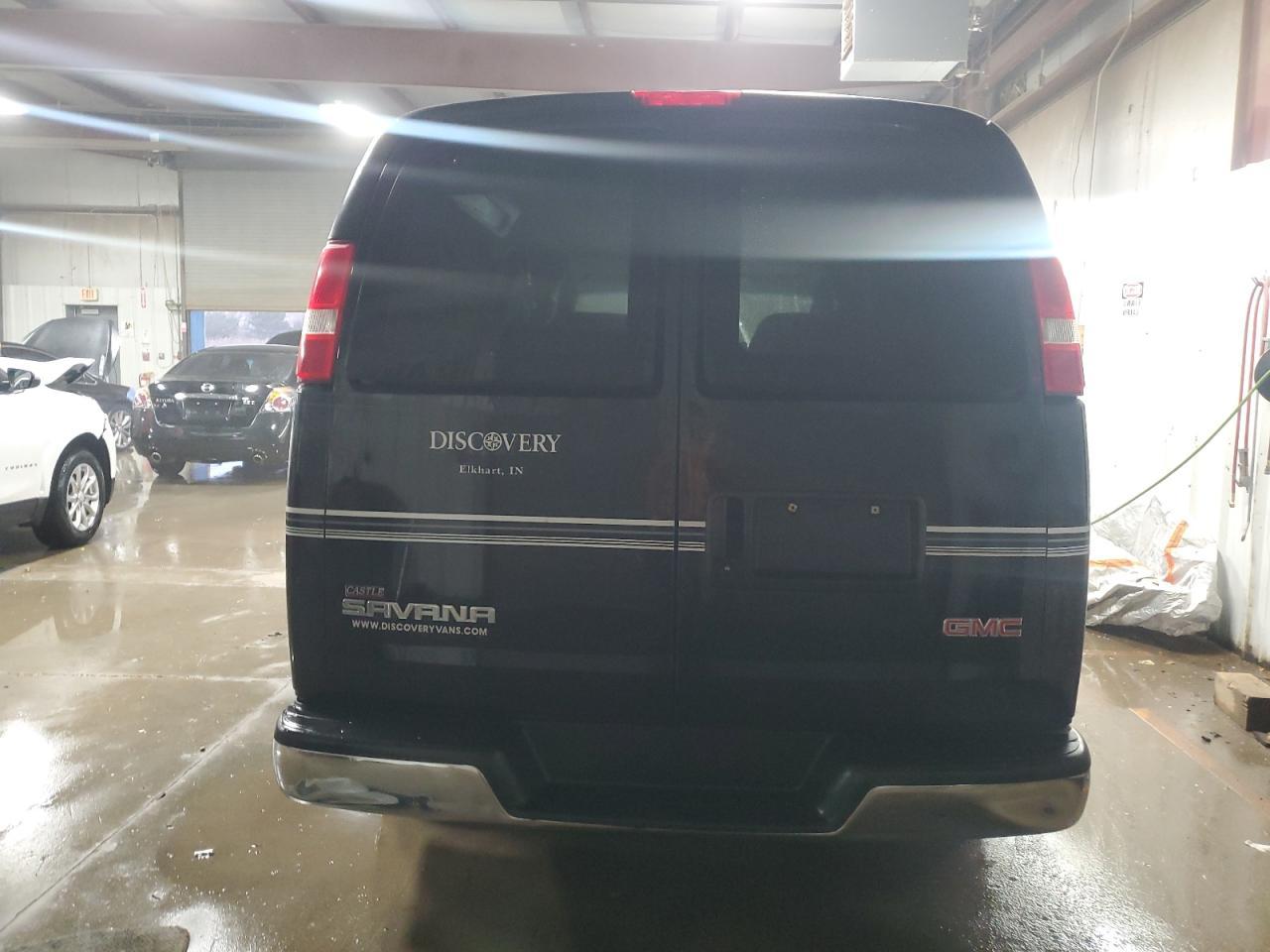 2005 GMC Savana