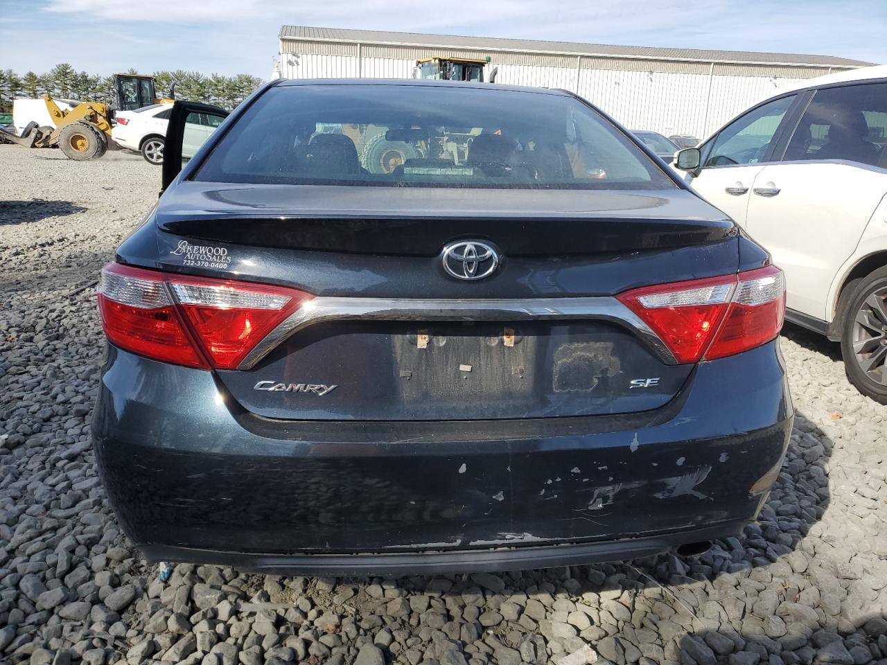 2017 TOYOTA CAMRY