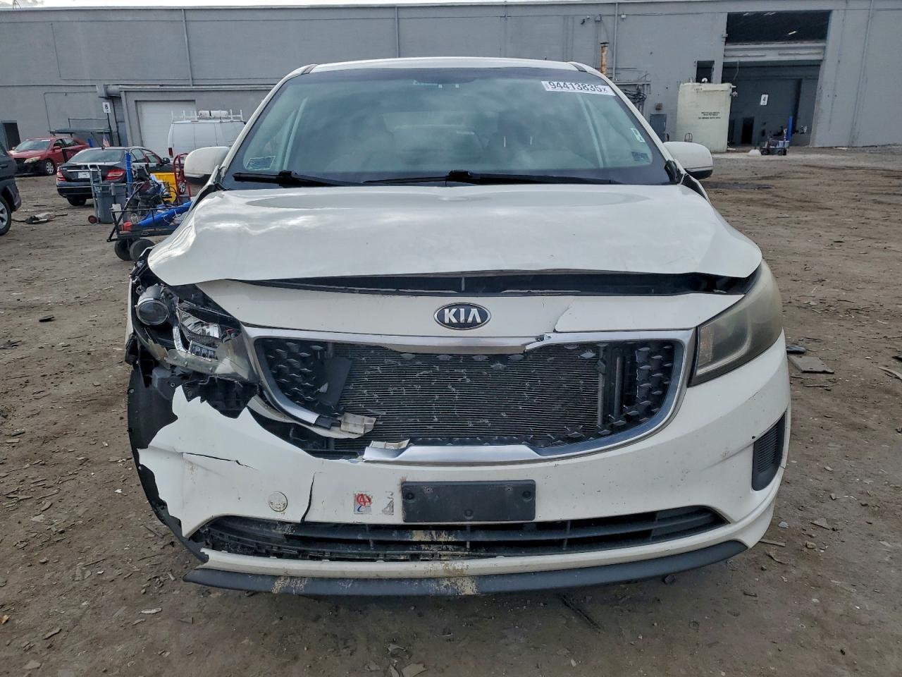 2016 KIA SEDONA