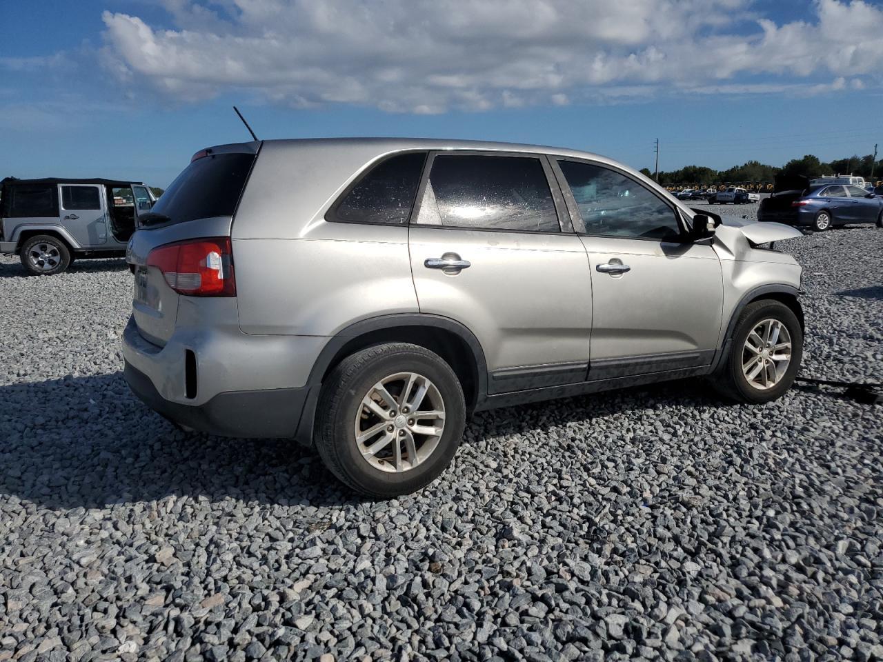 2015 KIA SORENTO