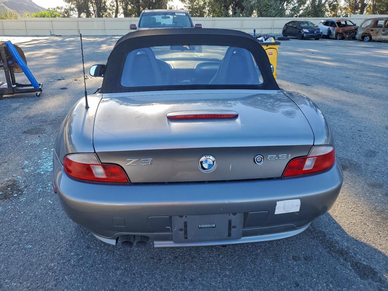 2002 BMW Z3