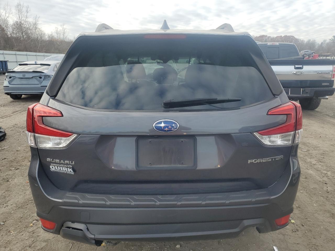 2021 SUBARU FORESTER