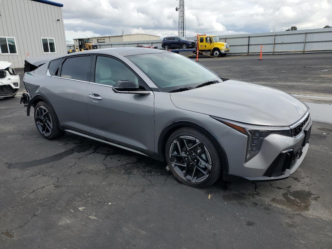 2025 KIA K4