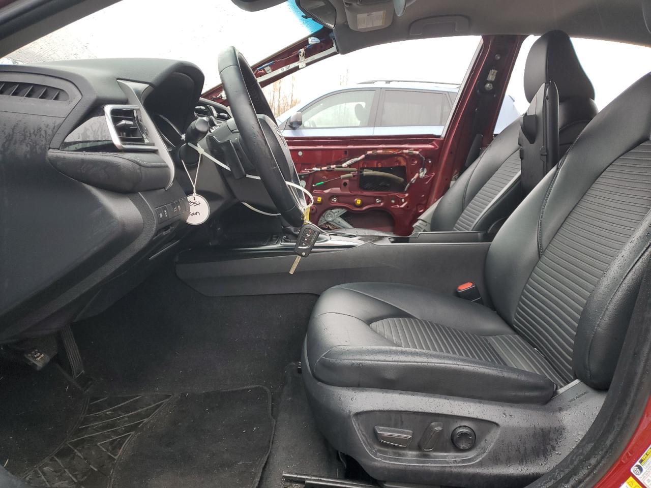 2018 TOYOTA CAMRY