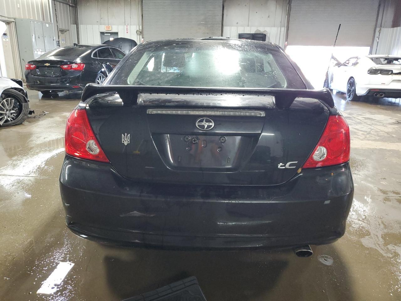 2005 TOYOTA SCION