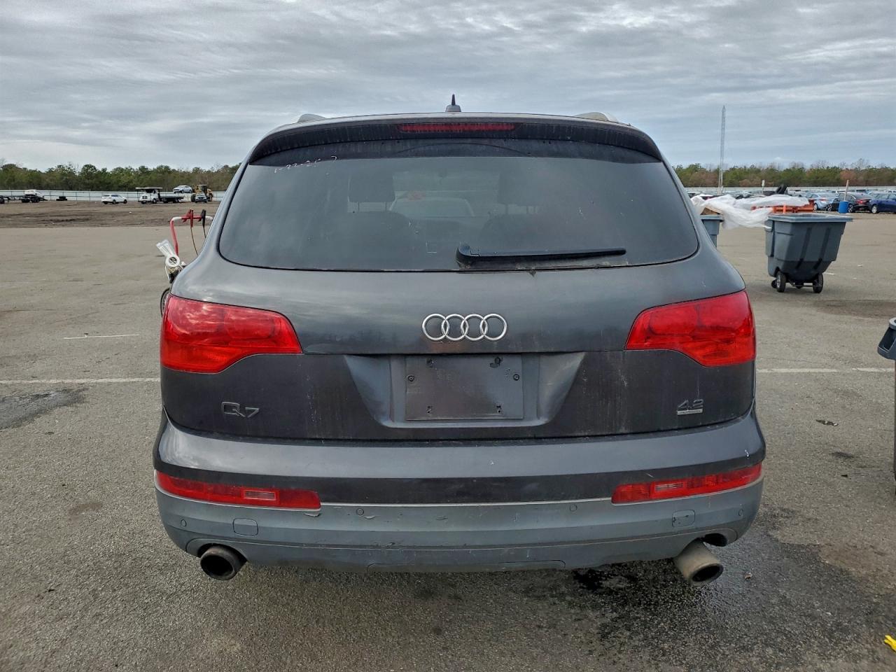2009 AUDI Q7