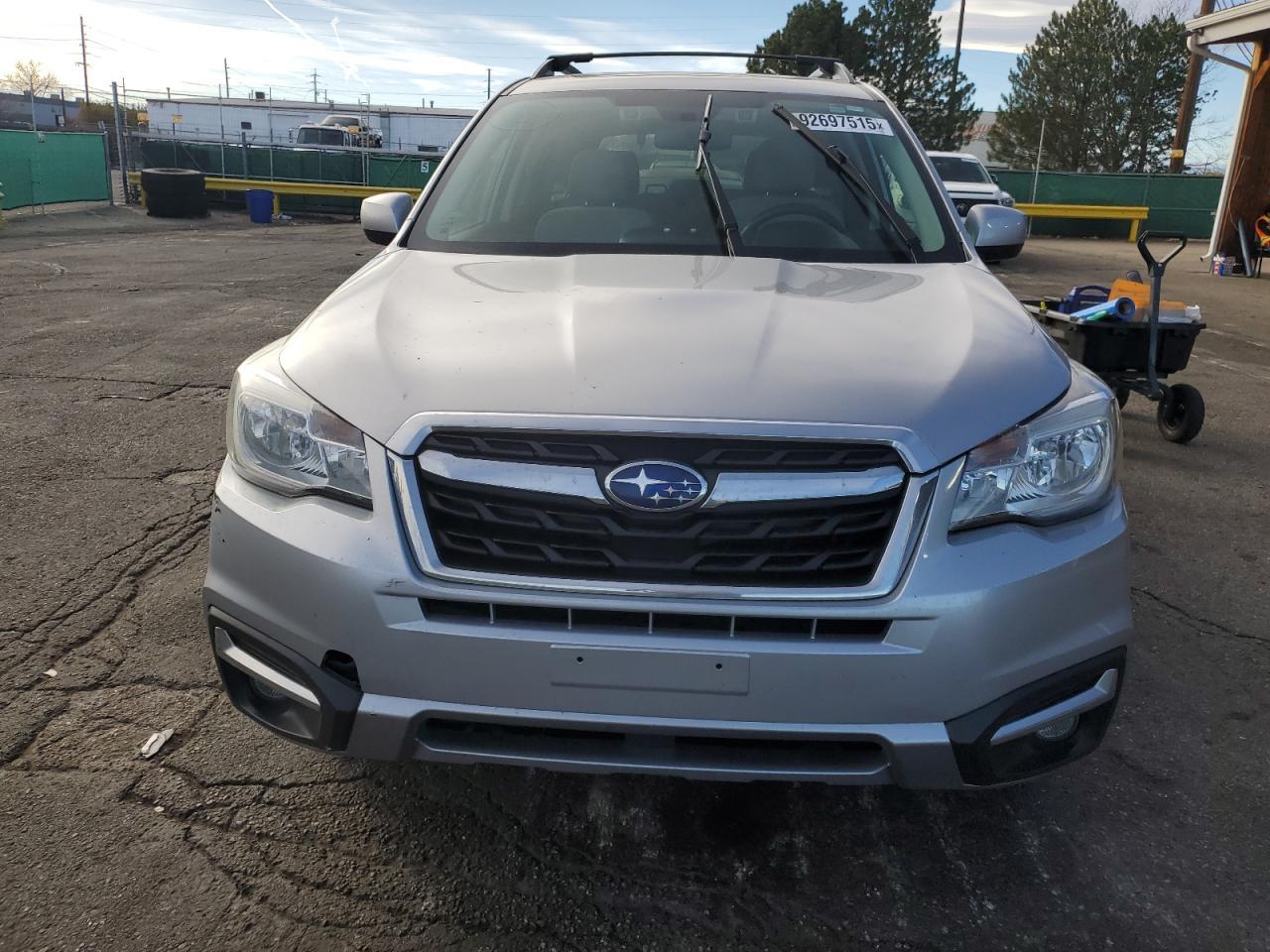 2018 SUBARU FORESTER