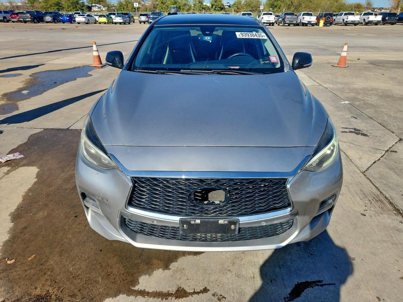 2017 INFINITI QX30