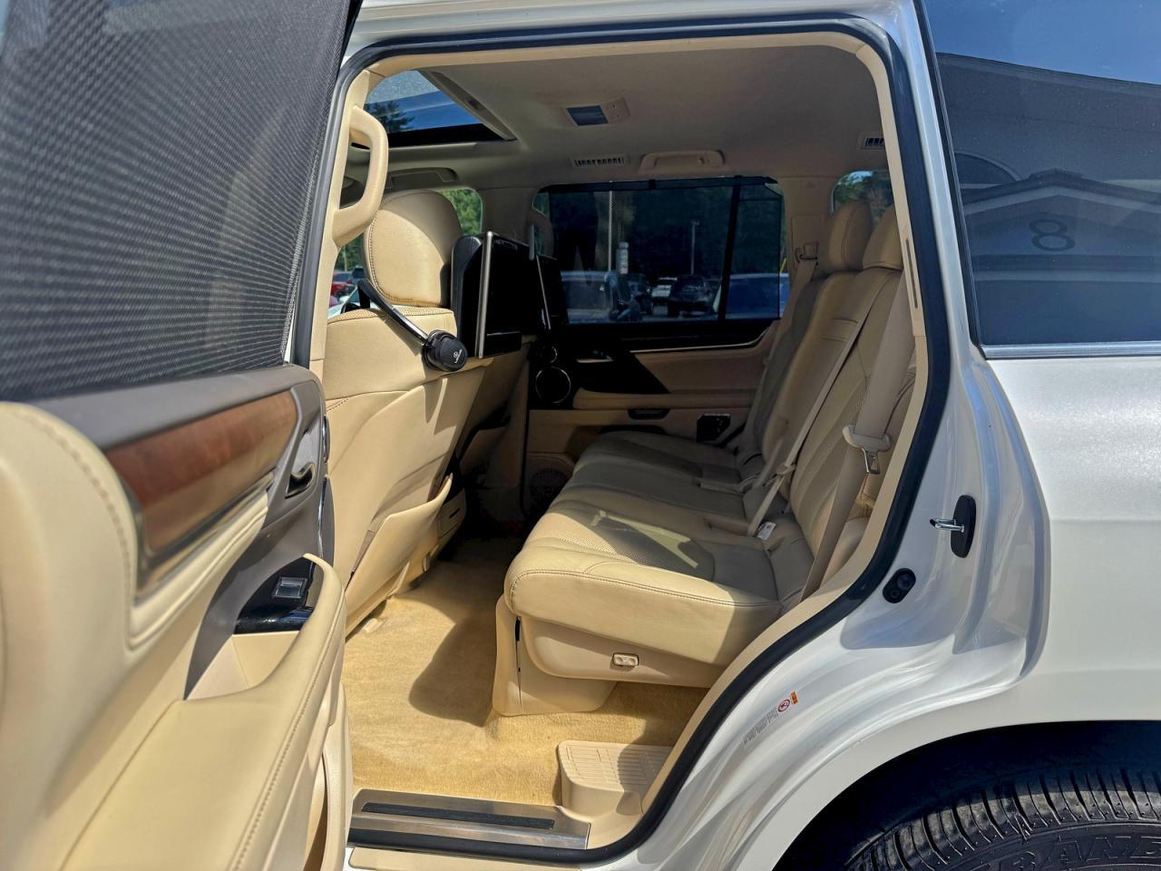2016 LEXUS LX 570