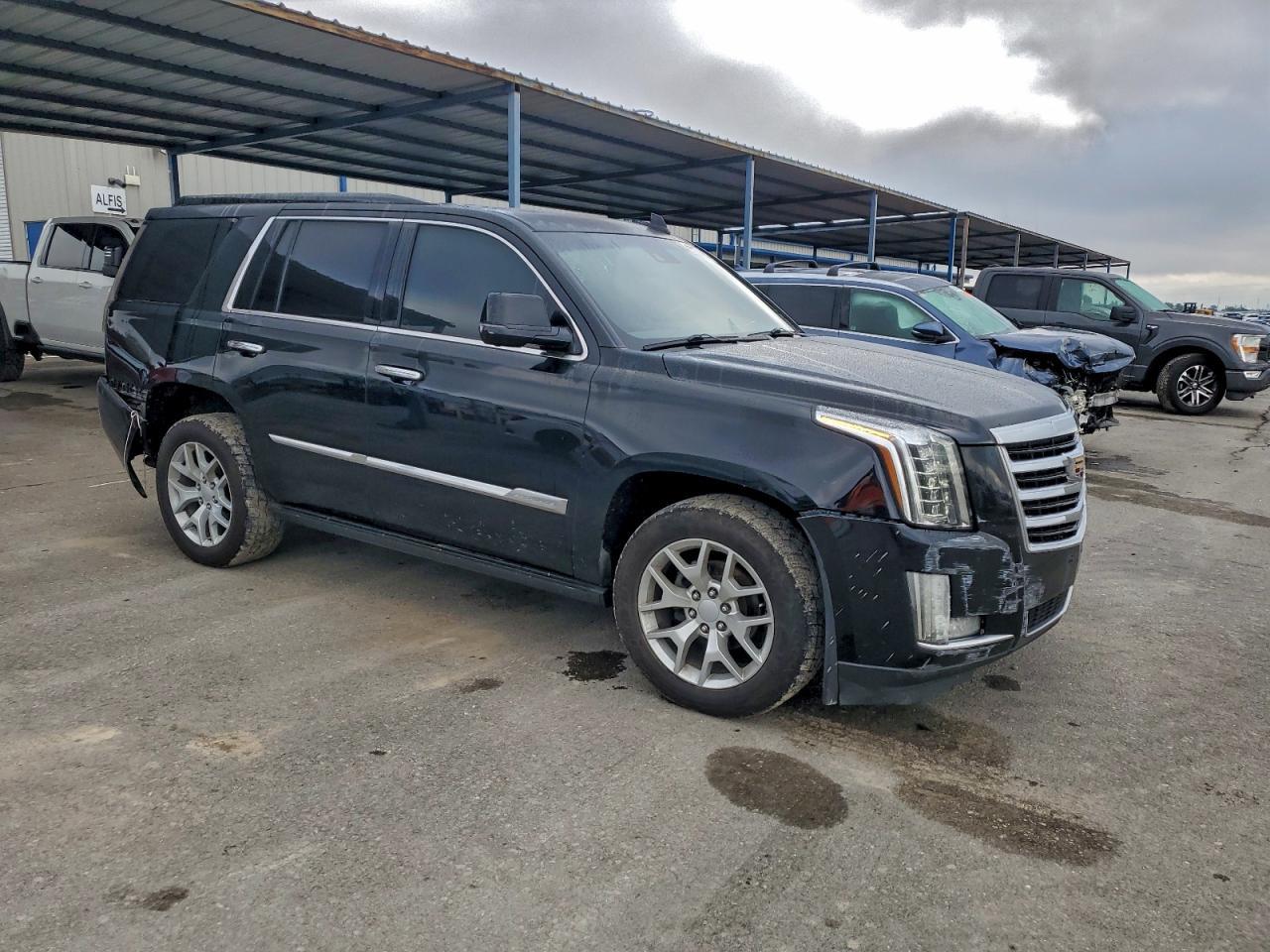 2016 CADILLAC ESCALADE