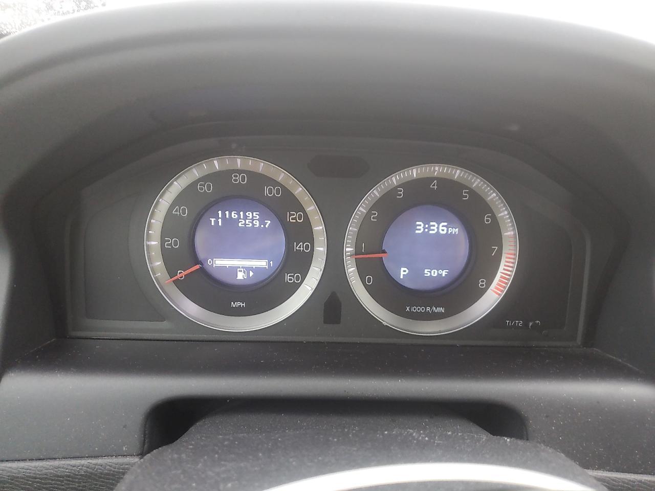 2010 VOLVO XC60