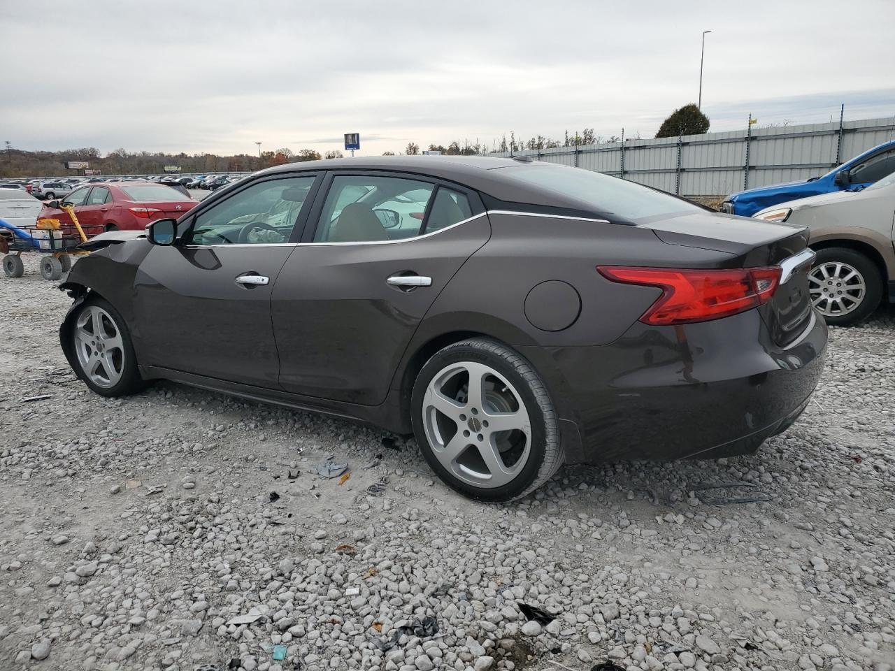2016 NISSAN Maxima