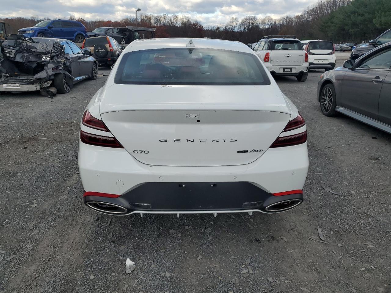 2025 GENESIS G70