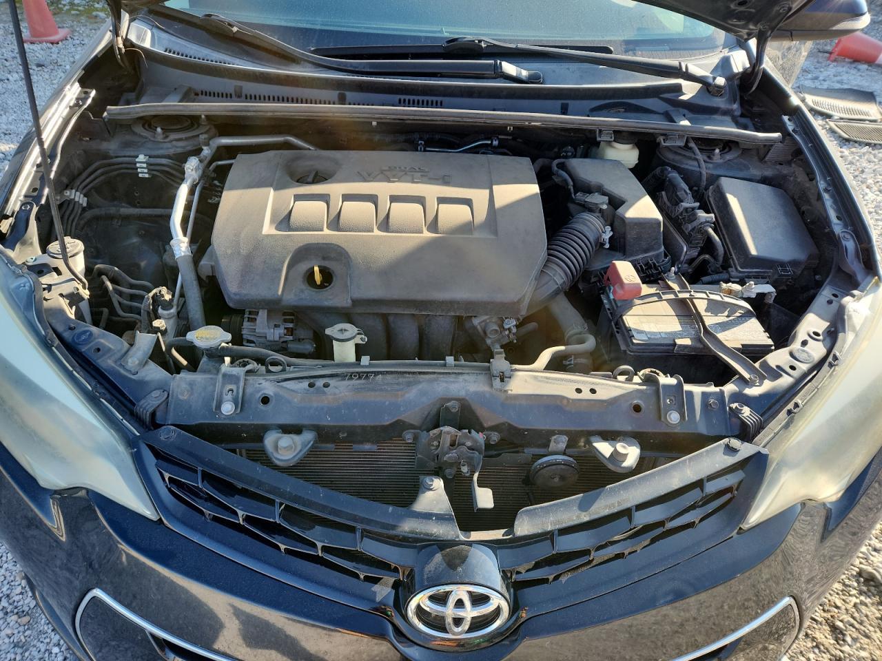 2016 TOYOTA COROLLA