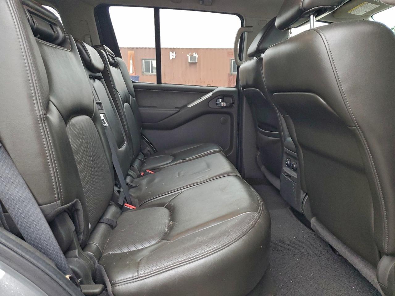 2012 NISSAN PATHFINDER
